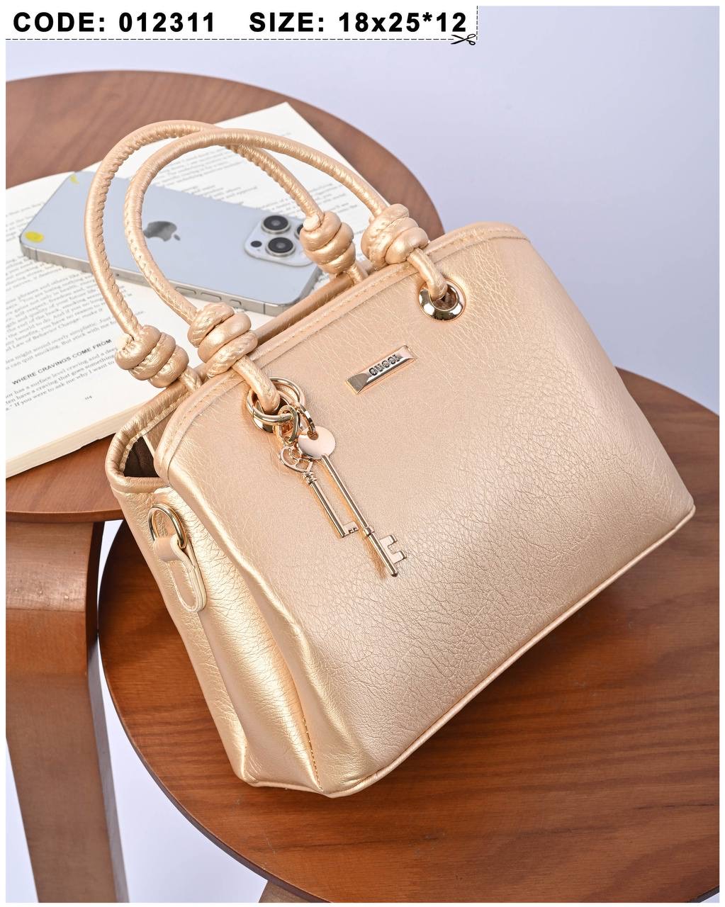 /public/uploads/photos/shares/Suzy bags/IMG_3079.jpeg